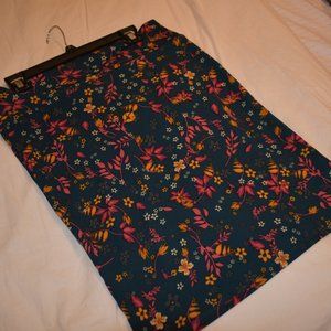 LuLaRoe green floral, Cassie pencil skirt